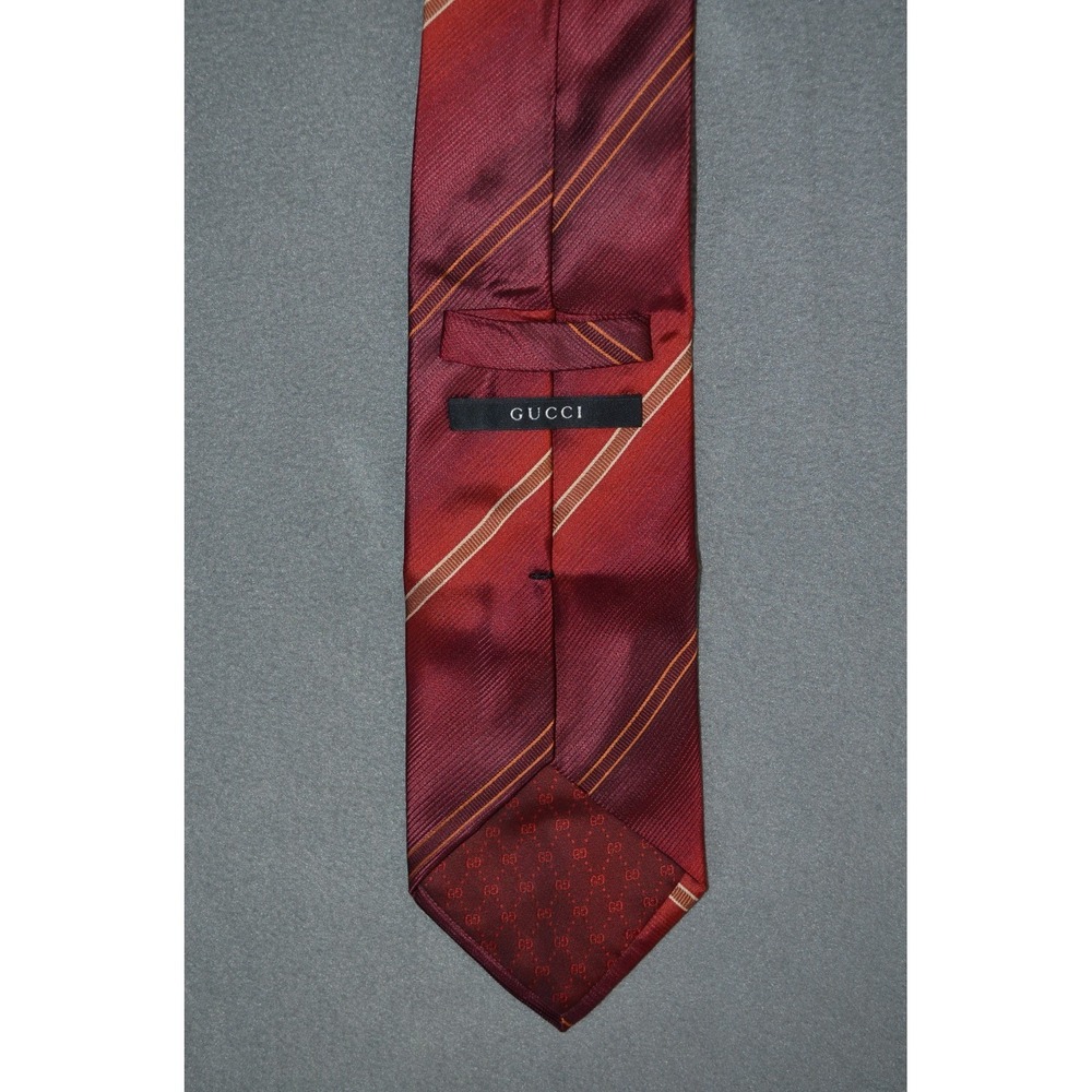 Gucci Burgundy / Red Repp Tie Silk Necktie Business - Picture 4 of 8